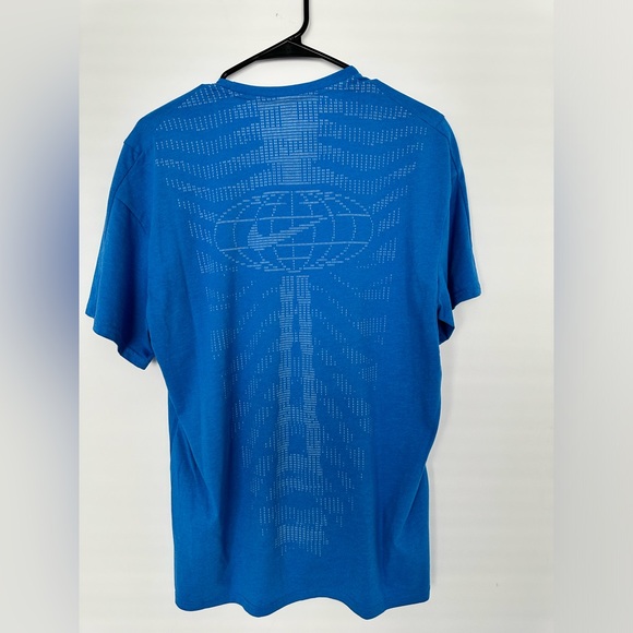NWT Nike Pro Men's Blue Training T-Shirt - Picture 3 of 6